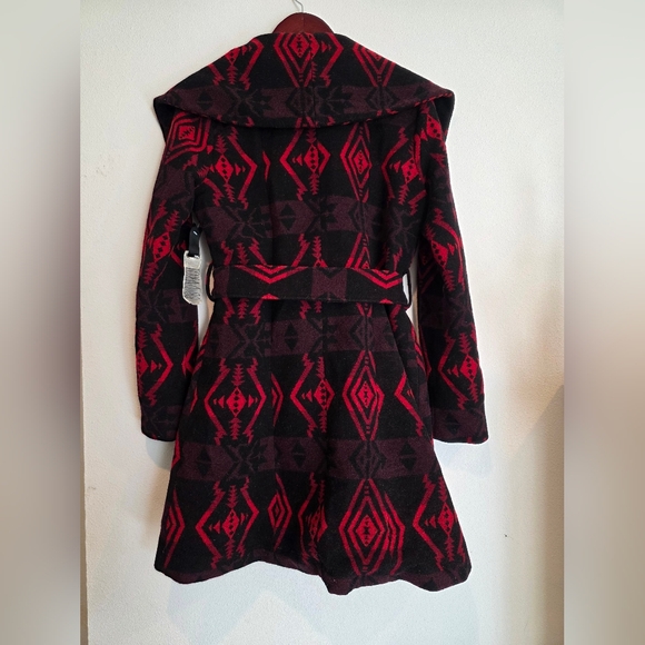 BB DAKOTA Southwest Aztec Coat Wrap Davida Black Jacket Sz Medium Tribal Print - Picture 2 of 12